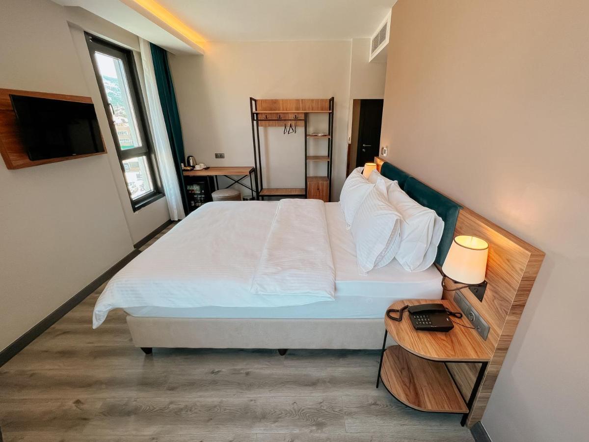 Yalcindag Otel Burdur Bagian luar foto