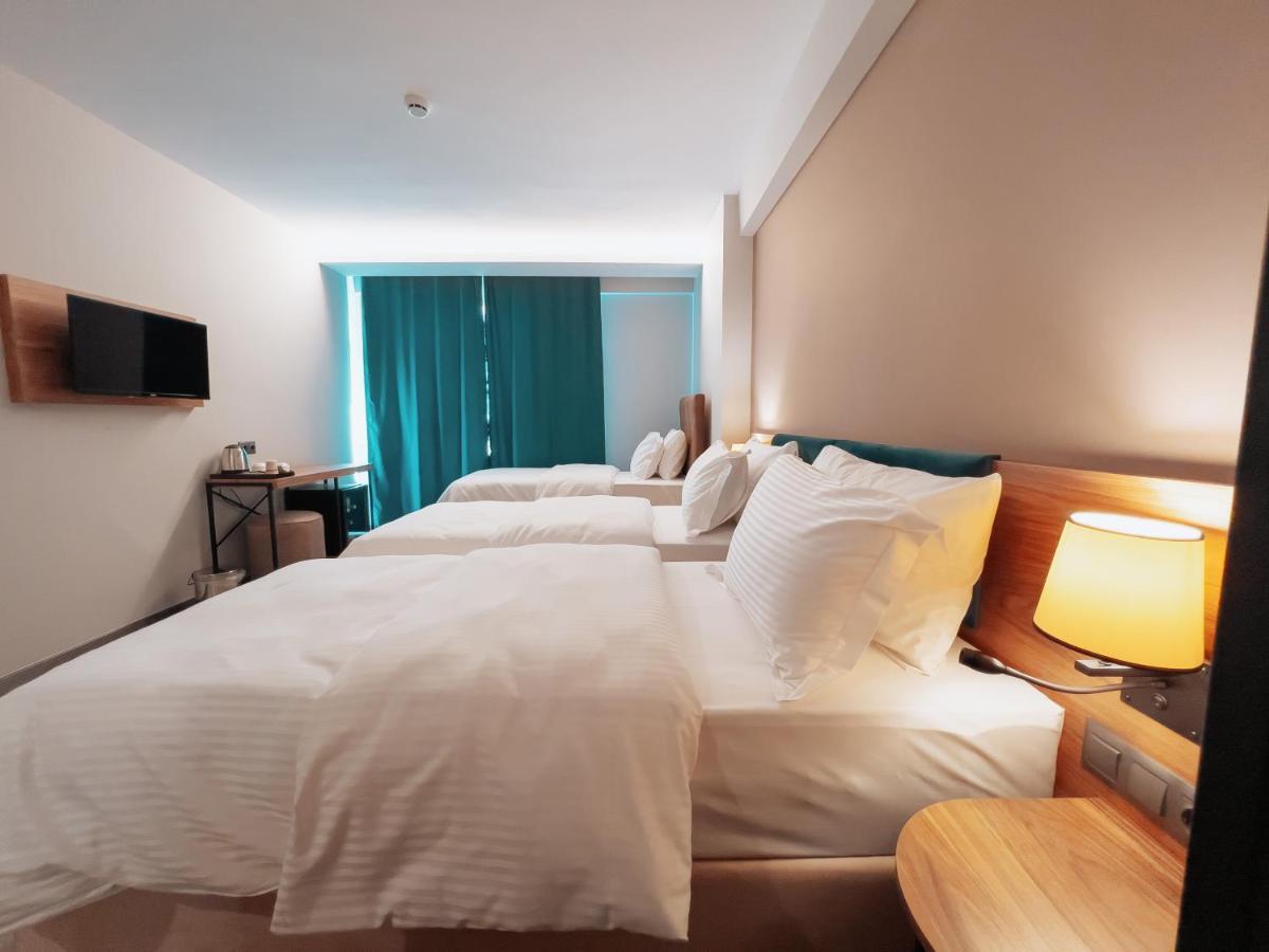 Yalcindag Otel Burdur Bagian luar foto