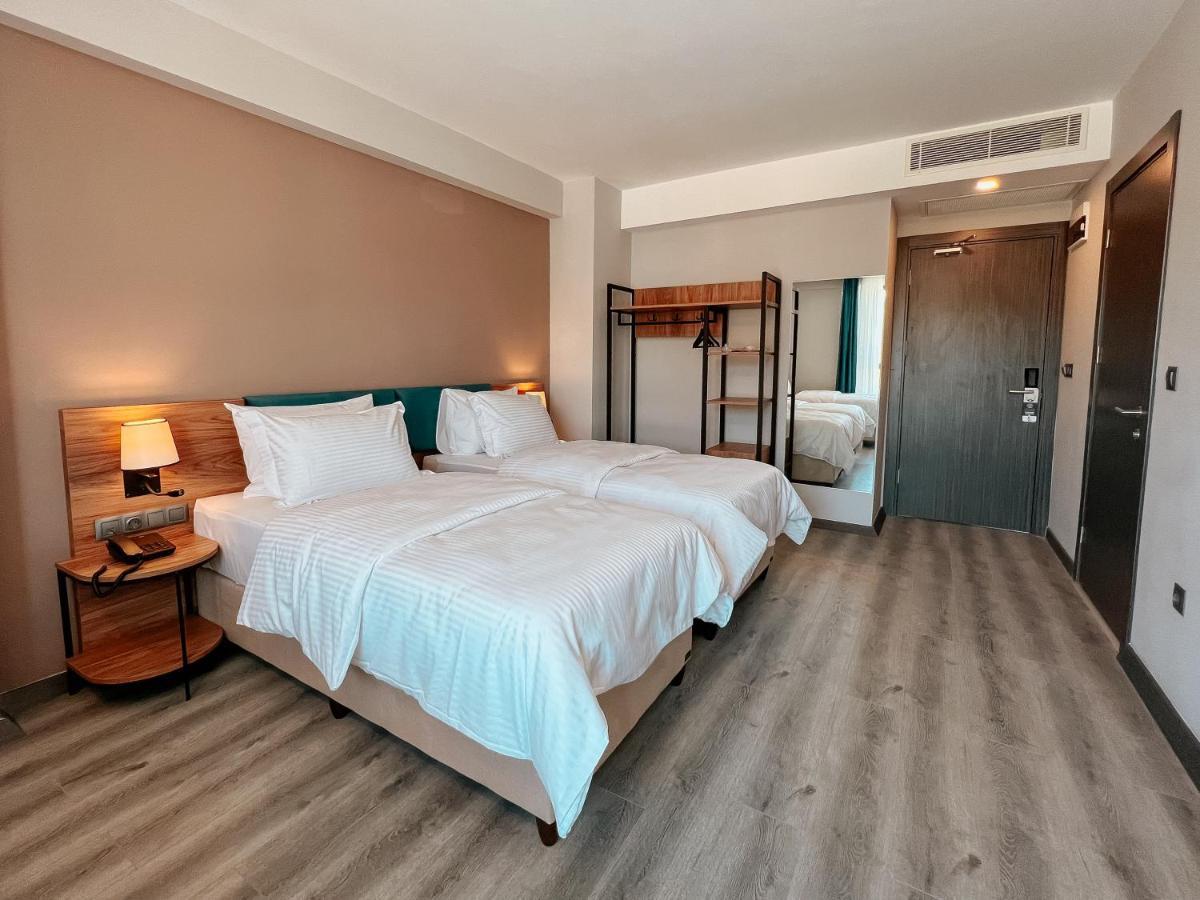 Yalcindag Otel Burdur Bagian luar foto