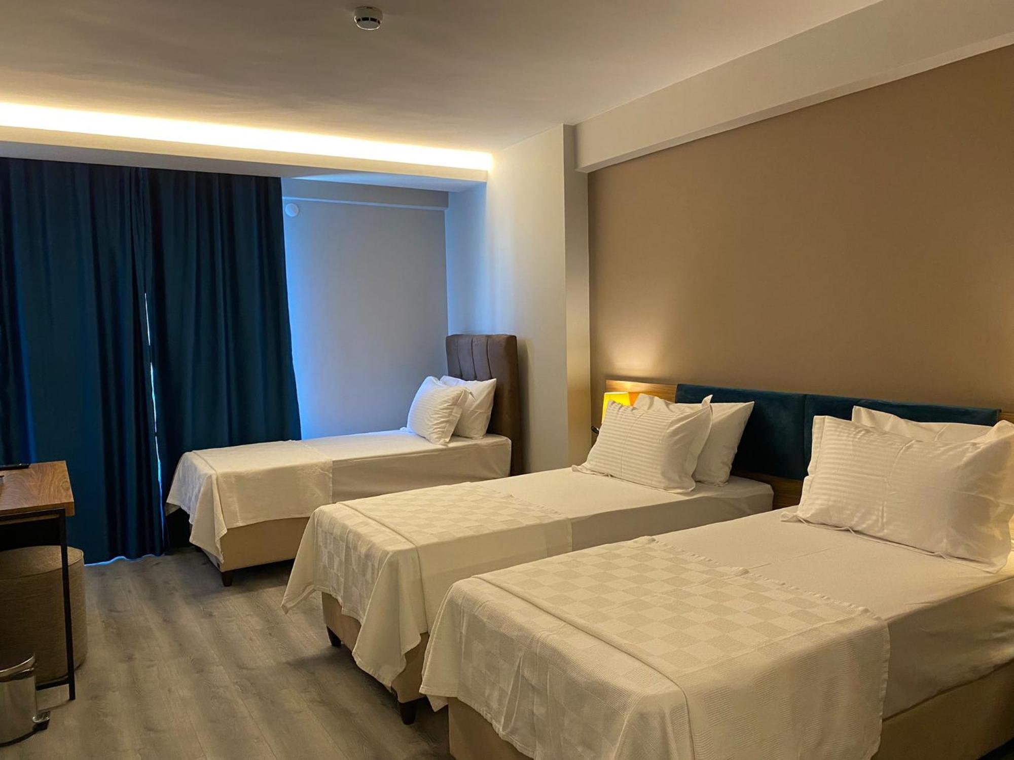 Yalcindag Otel Burdur Bagian luar foto